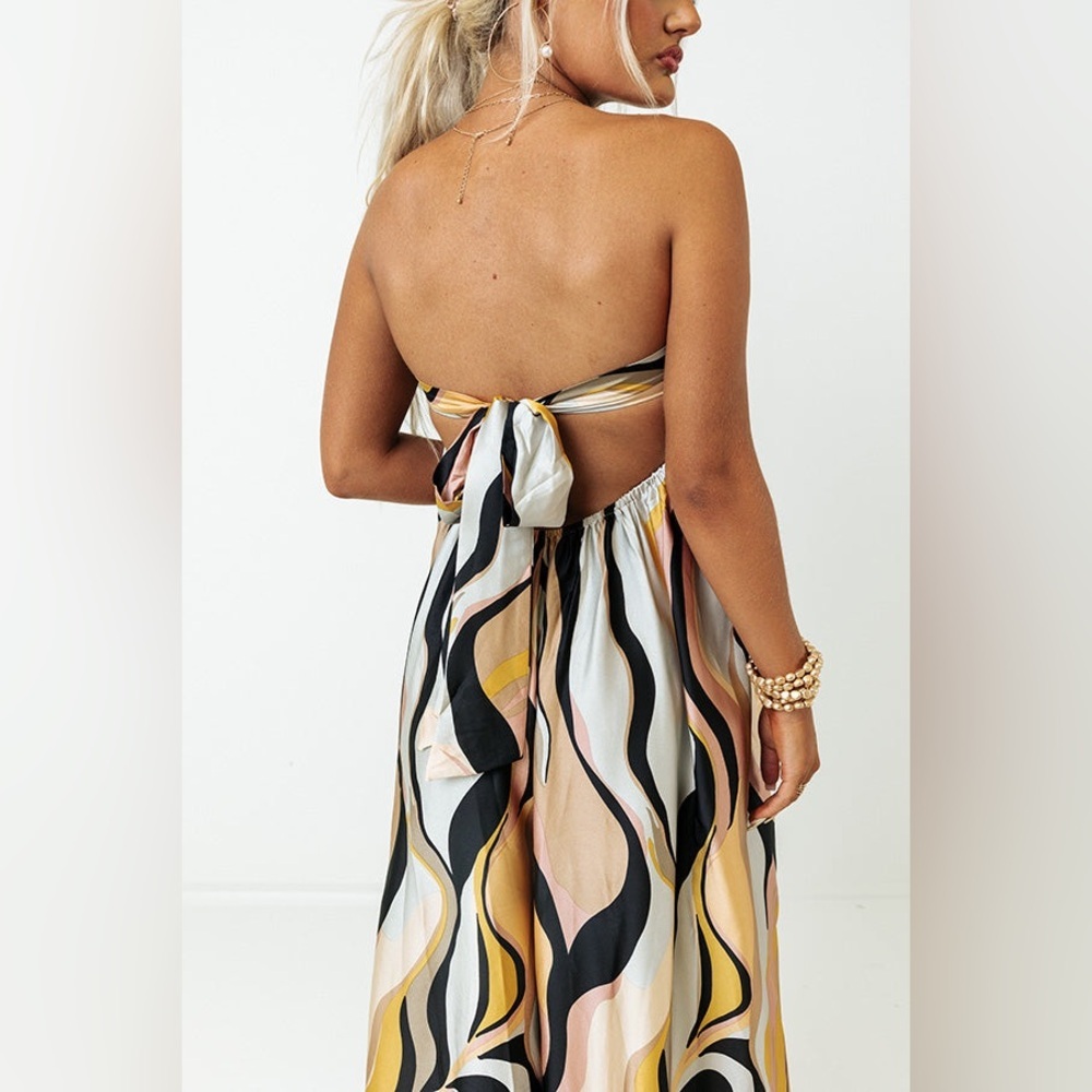 Elegant Multicolor Strapless Romper- size SMALL - Picture 4 of 11